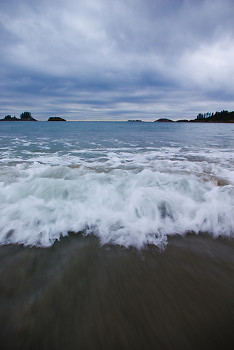  Wave picture from Calvert Island Canada.