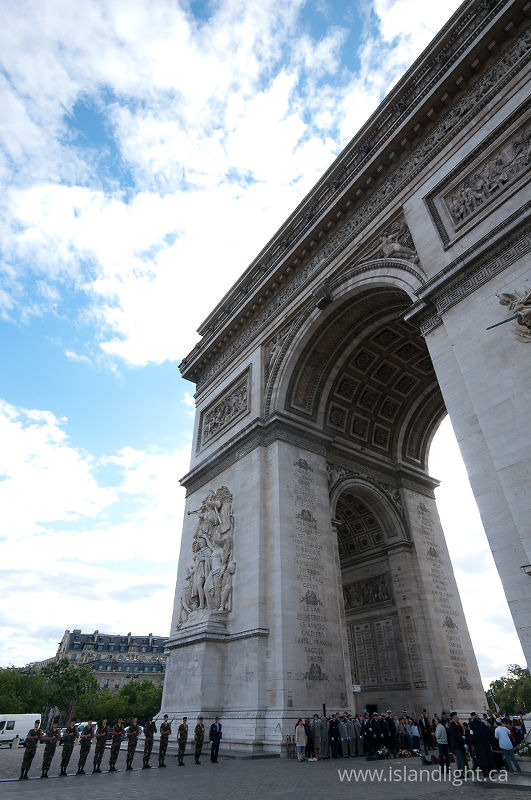 Arc de Triomphe - Paris  photo
